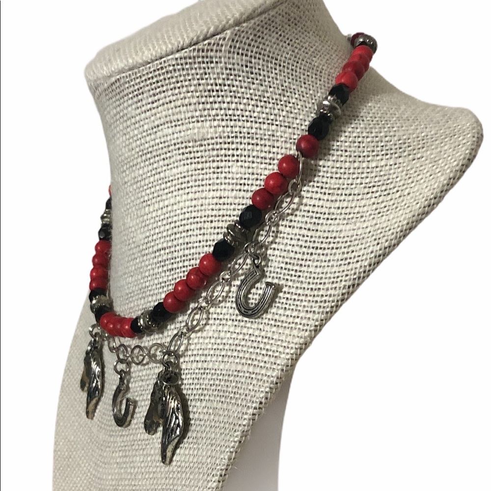 Beaded Western Necklace - Picture 2 of 3